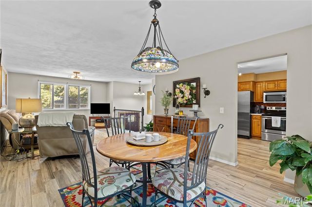 2362 Briarcliff Drive, Alton, IL 62002