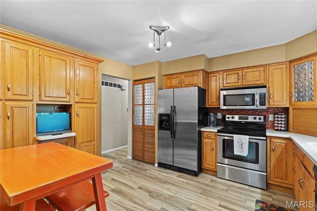 2362 Briarcliff Drive, Alton, IL 62002