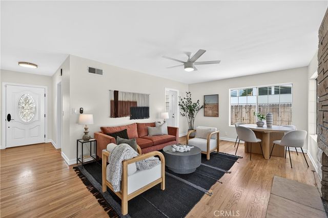 3023 Murray, Costa Mesa, CA 92626