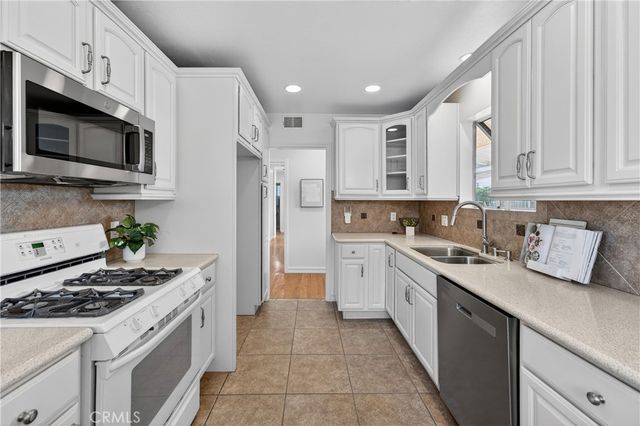 3023 Murray, Costa Mesa, CA 92626