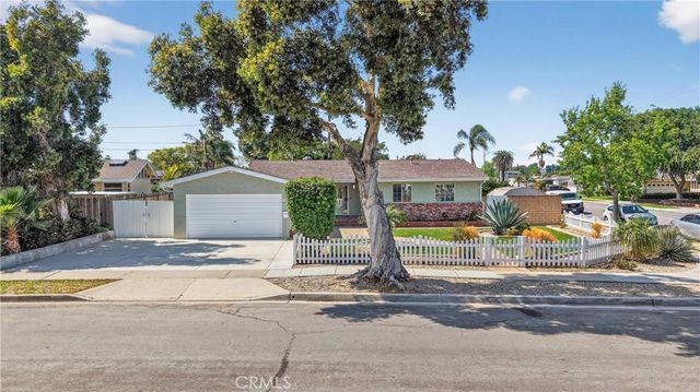 3023 Murray, Costa Mesa, CA 92626