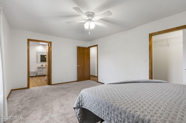 7976 County Lane 166, Carthage, MO 64836