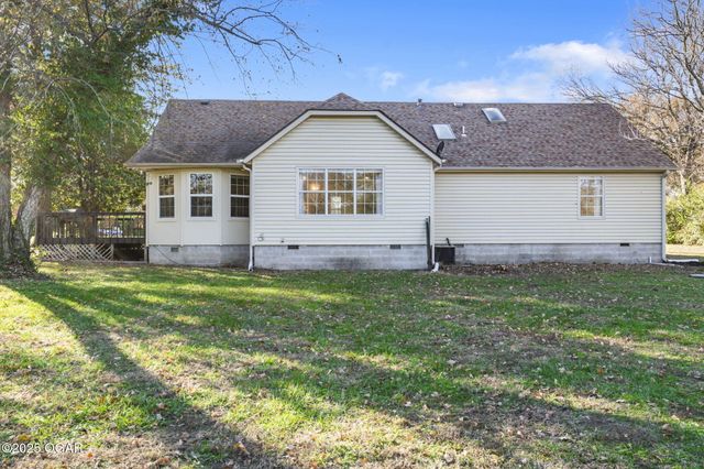 7976 County Lane 166, Carthage, MO 64836