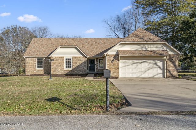 7976 County Lane 166, Carthage, MO 64836