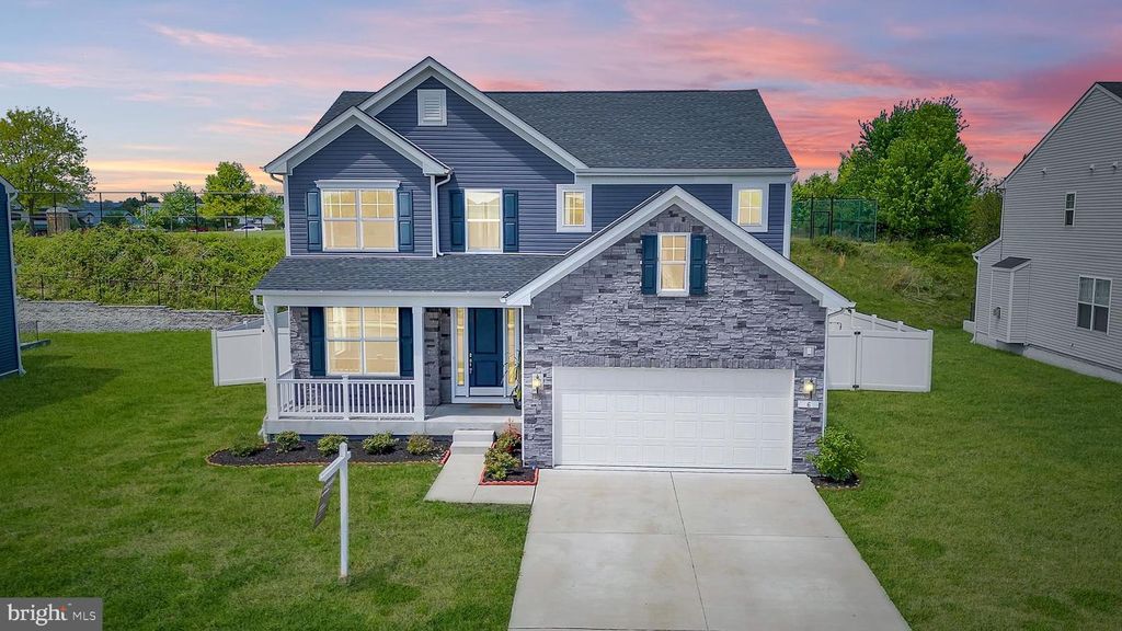Image 2 of property listing at 6 JIMMYS ST, Mount Airy, MD 21771