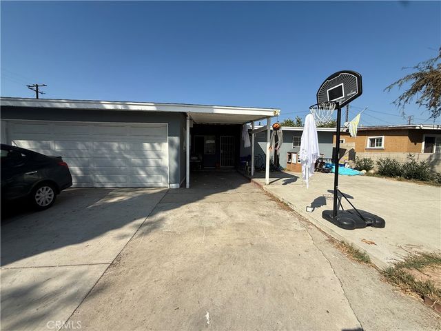 915 Stichman Avenue, La Puente, CA 91746