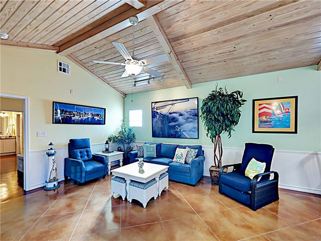 2212 State Highway 361 113, Port Aransas, TX 78373