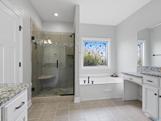 22 Tall Oak Blvd SW, Huntsville, AL 35824