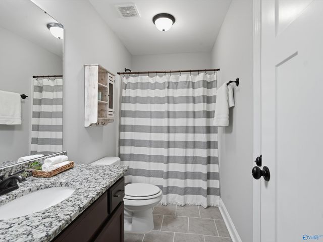 22 Tall Oak Blvd SW, Huntsville, AL 35824