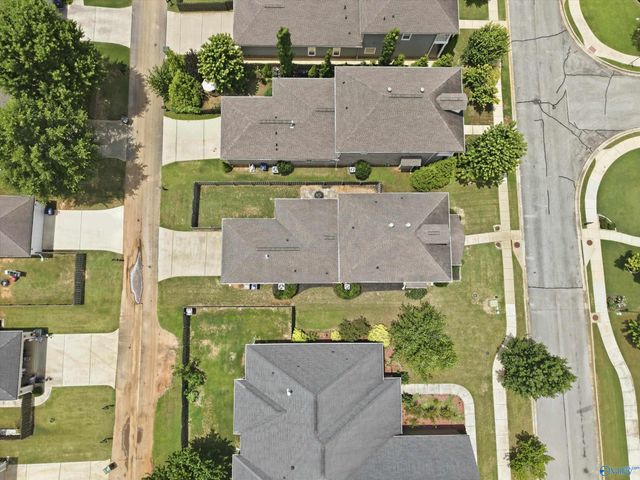 22 Tall Oak Blvd SW, Huntsville, AL 35824