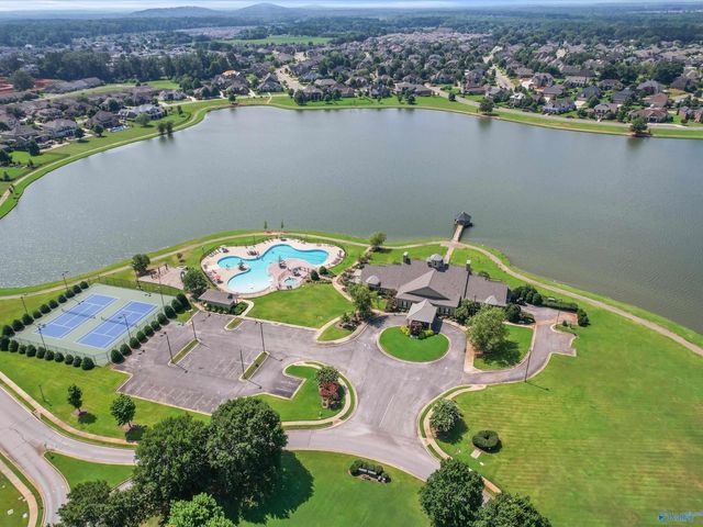 22 Tall Oak Blvd SW, Huntsville, AL 35824