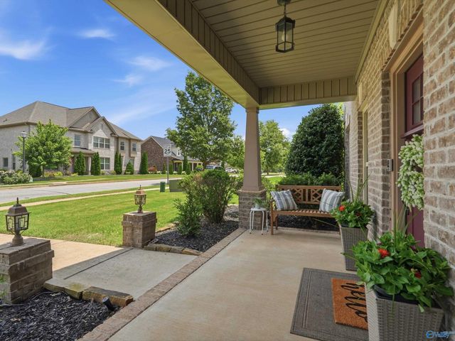 22 Tall Oak Blvd SW, Huntsville, AL 35824