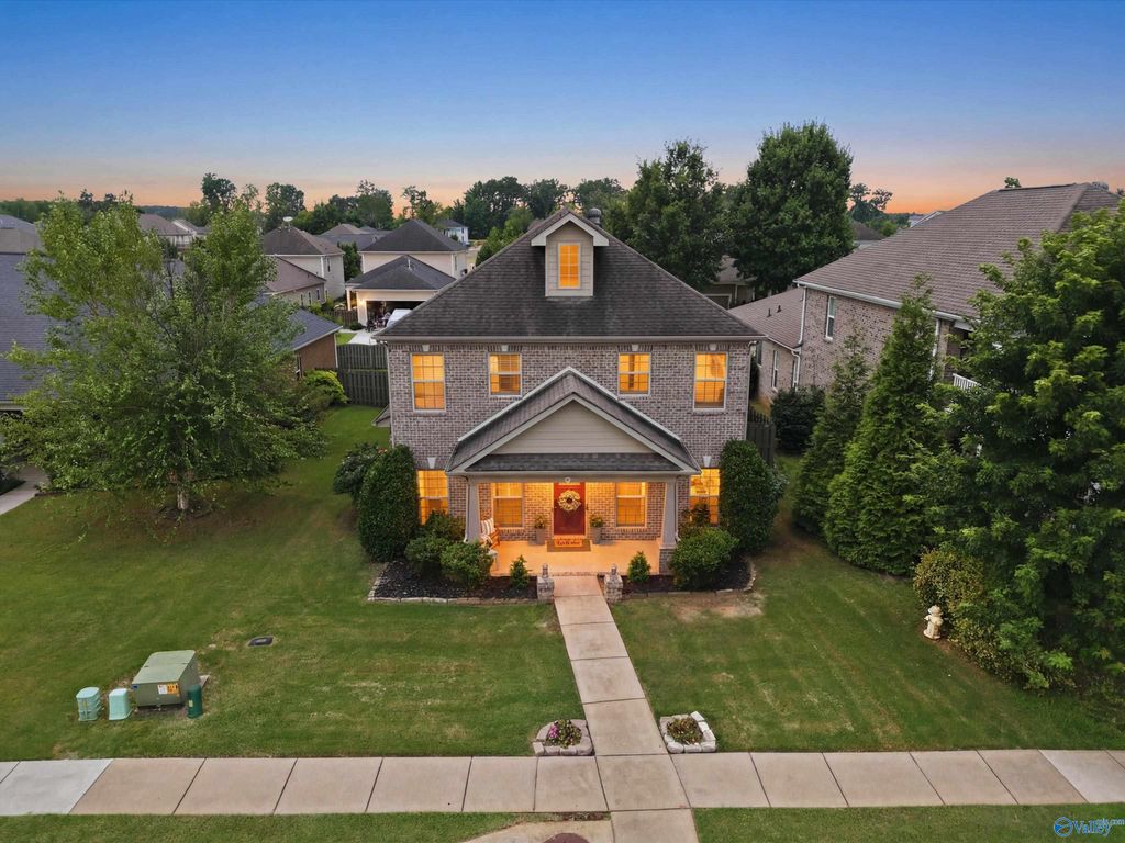 22 Tall Oak Blvd SW, Huntsville, AL 35824
