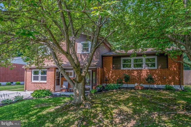 2105 WESTMINSTER DR, Wilmington, DE 19810