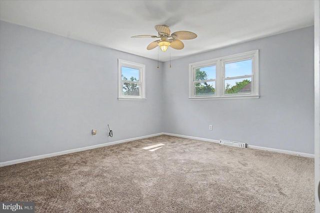 2105 WESTMINSTER DR, Wilmington, DE 19810