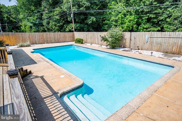 2105 WESTMINSTER DR, Wilmington, DE 19810