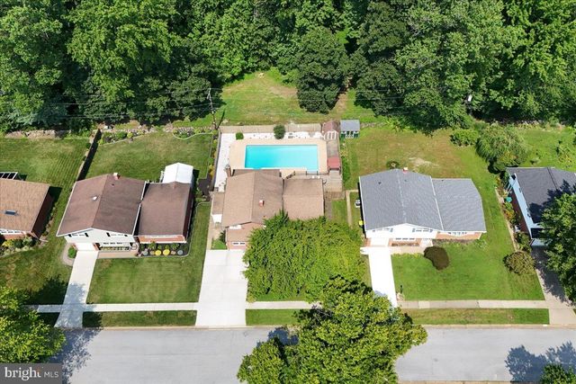 2105 WESTMINSTER DR, Wilmington, DE 19810