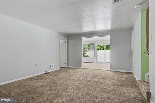 2105 WESTMINSTER DR, Wilmington, DE 19810