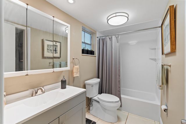 2900 N Palm Aire Drive 106, Pompano Beach, FL 33069