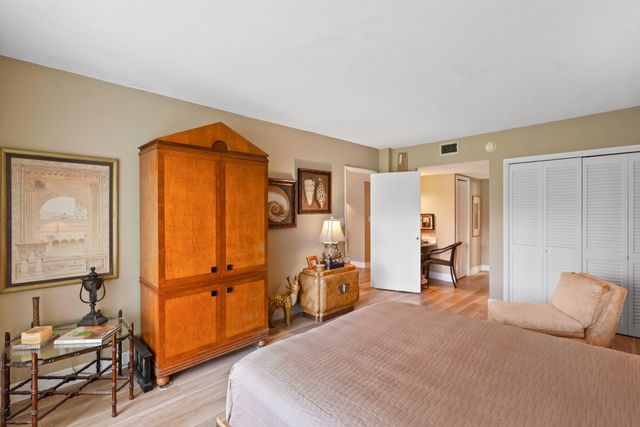 2900 N Palm Aire Drive 106, Pompano Beach, FL 33069
