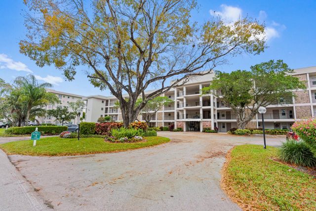 2900 N Palm Aire Drive 106, Pompano Beach, FL 33069