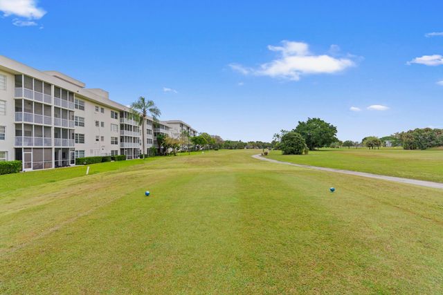 2900 N Palm Aire Drive 106, Pompano Beach, FL 33069
