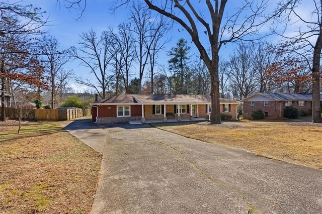 681 Manor Ridge SW Drive, Mableton, GA 30126