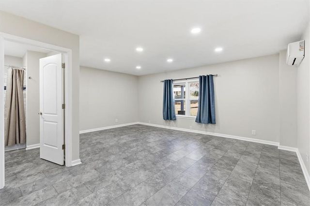 681 Manor Ridge SW Drive, Mableton, GA 30126