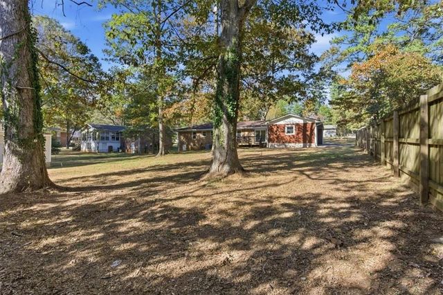 681 Manor Ridge SW Drive, Mableton, GA 30126