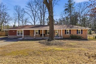 681 Manor Ridge SW Drive, Mableton, GA 30126