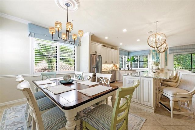 10554 Smokehouse Bay DR 201, Naples, FL 34120