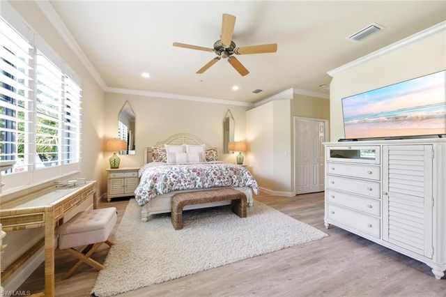 10554 Smokehouse Bay DR 201, Naples, FL 34120