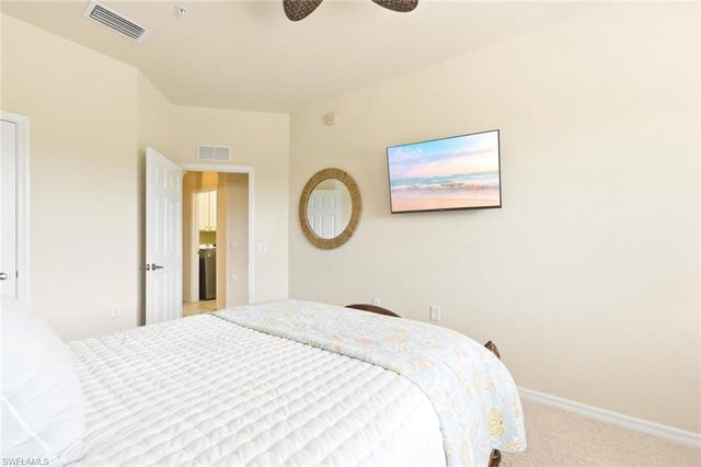 10554 Smokehouse Bay DR 201, Naples, FL 34120