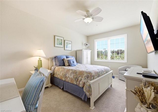 10554 Smokehouse Bay DR 201, Naples, FL 34120