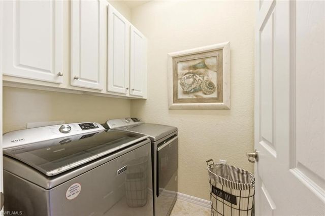 10554 Smokehouse Bay DR 201, Naples, FL 34120