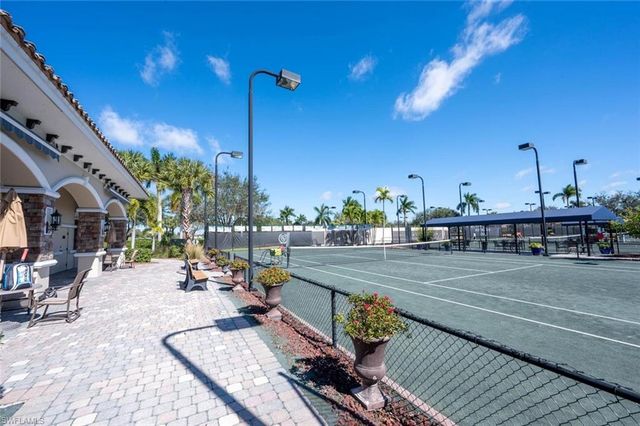 10554 Smokehouse Bay DR 201, Naples, FL 34120