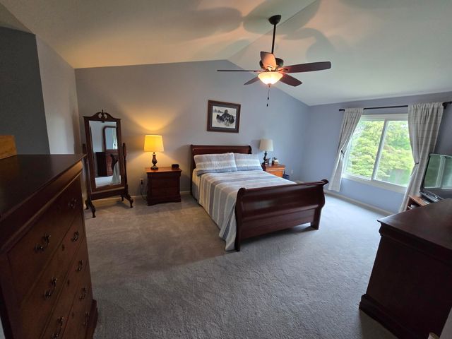 53100 Shinnecock Drive, South Lyon, MI 48178