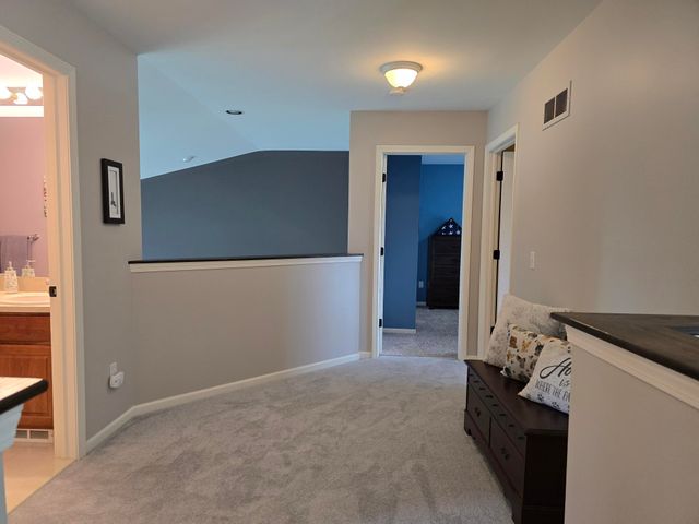 53100 Shinnecock Drive, South Lyon, MI 48178