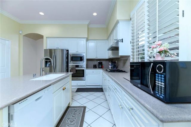 41783 Niblick, Temecula, CA 92591