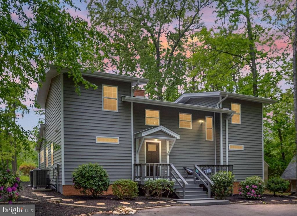 121 BIRCHSIDE CIR, Locust Grove, VA 22508