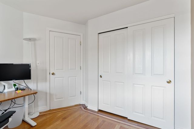 10 Charlesgate E 501, Boston, MA 02215