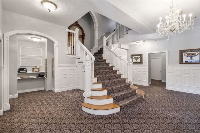 10 Charlesgate E 501, Boston, MA 02215