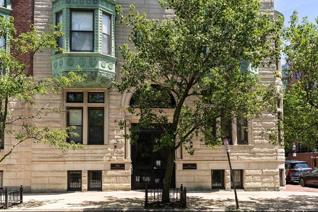 10 Charlesgate E 501, Boston, MA 02215