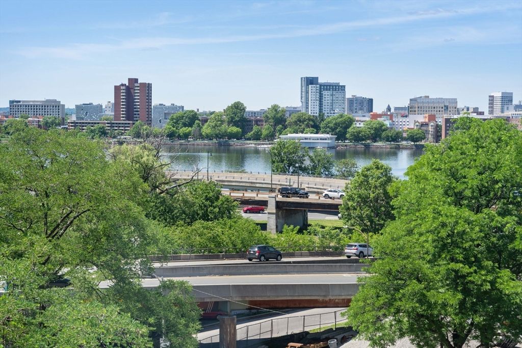10 Charlesgate E 501, Boston, MA 02215