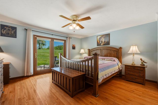 1 Beth Lane, Milton, WV 25541