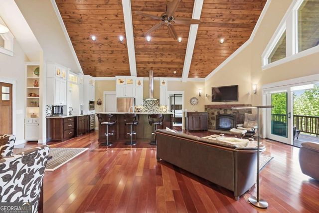 1065 Smokerise Drive, Hayesville, NC 28904