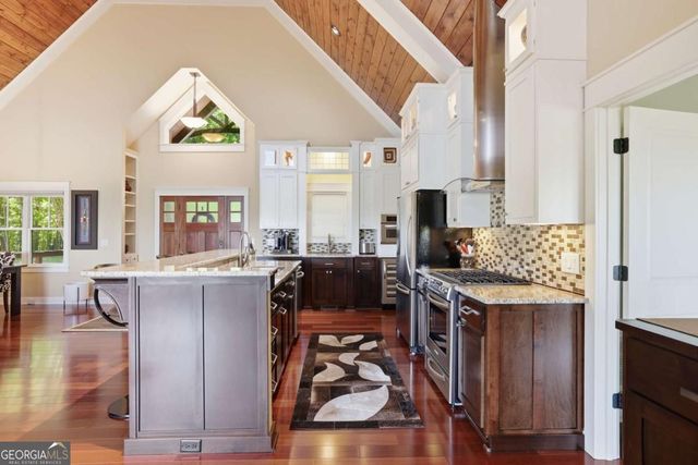 1065 Smokerise Drive, Hayesville, NC 28904