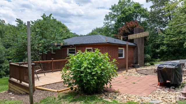 248 Hemlock Street, Hudson, NC 28638