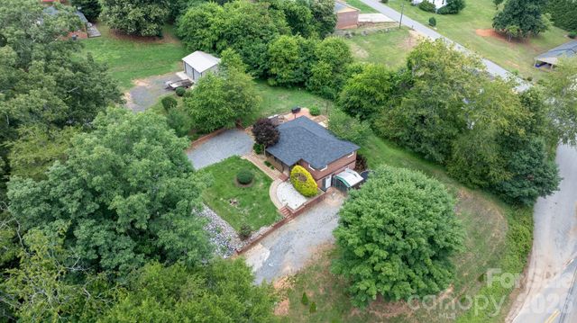 248 Hemlock Street, Hudson, NC 28638