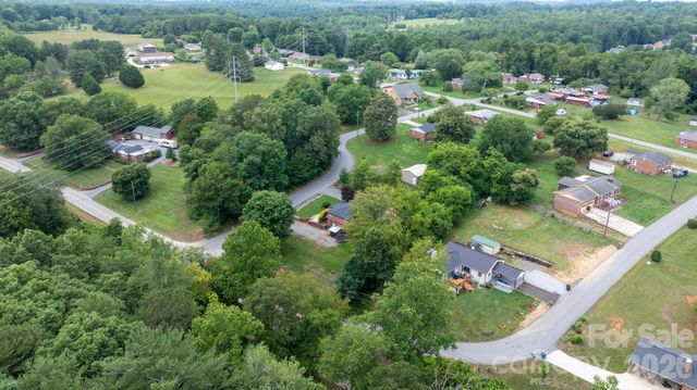 248 Hemlock Street, Hudson, NC 28638
